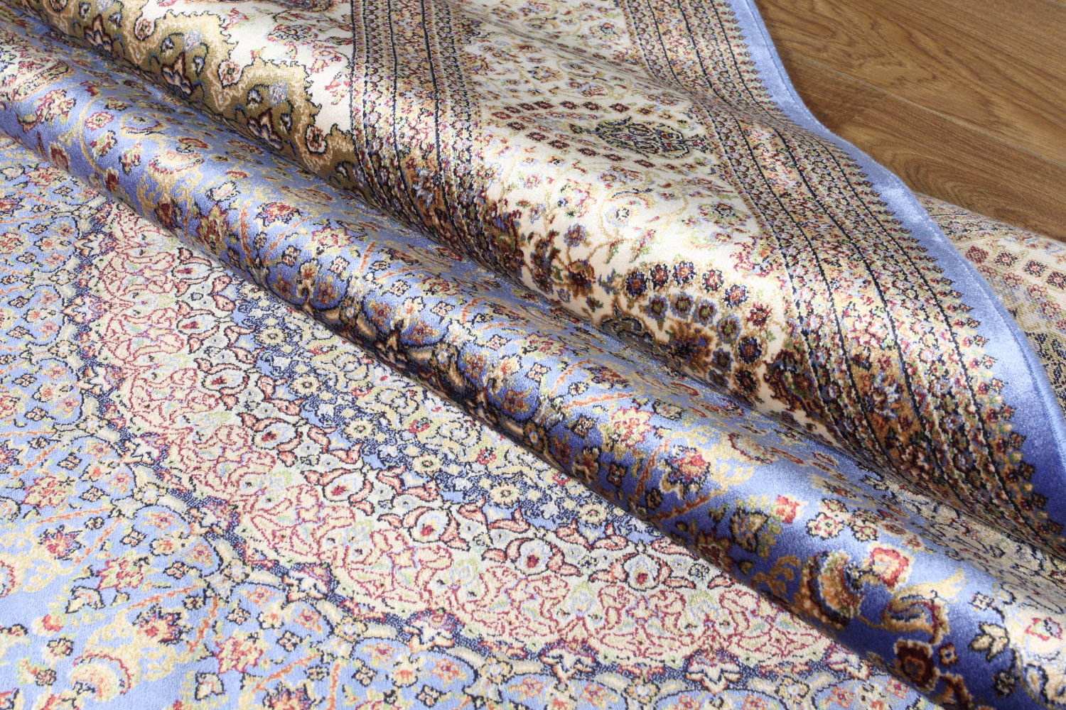 Qum 2007D Blue-Cream 4 Kilimas Qum 2007D Blue-Cream 4